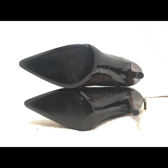 Burberry Alligator Bootie - Picture 7 of 7